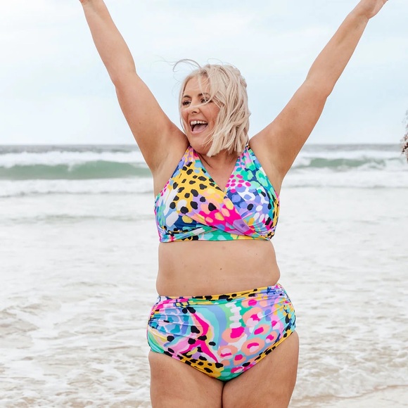 Colorful Abstract Bikini Set - Picture 5 of 5